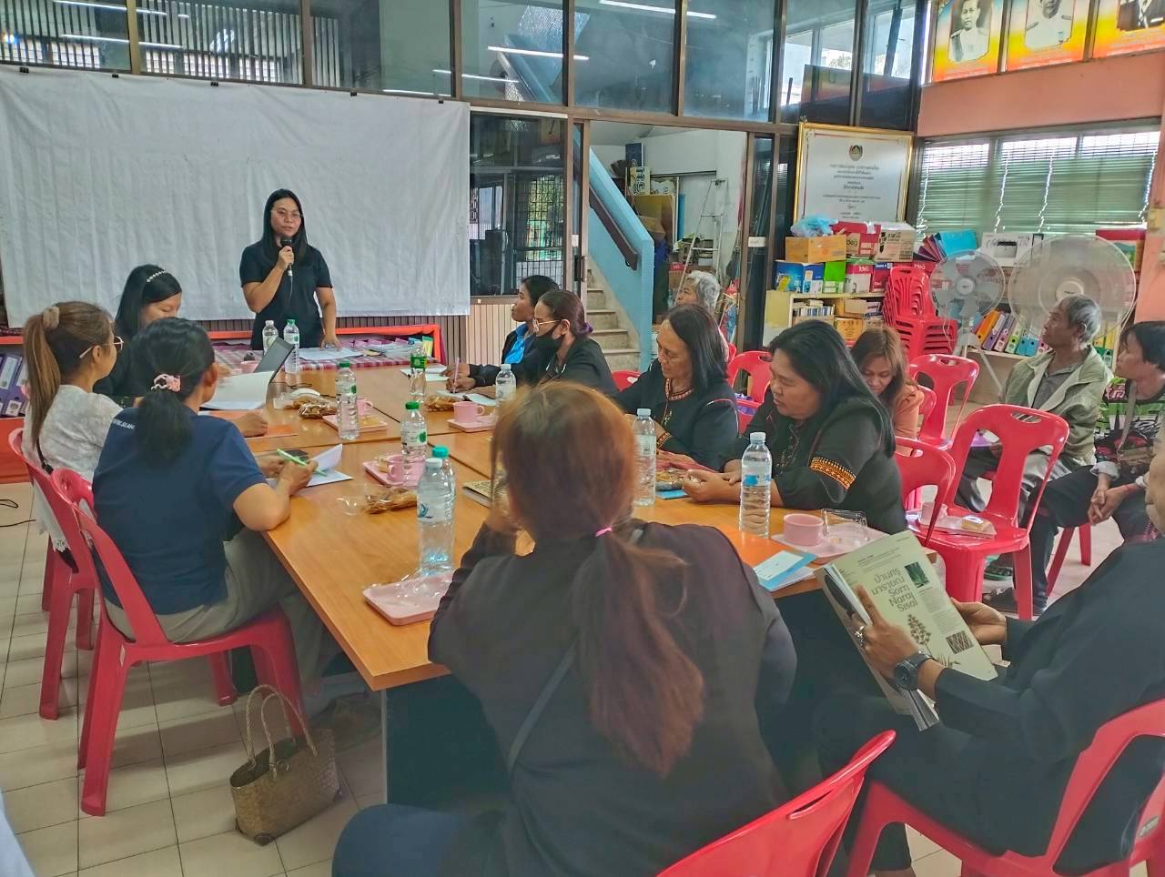 พช.ขุขันธ์ จัดอบรมโครงการตลาดนัดคนไทยยิ้มได้ เสริมศักยภาพผู้ประกอบการ พัฒนาสินค้าตอบโจทย์ตลาด เพิ่มช่องทางการจำหน่าย