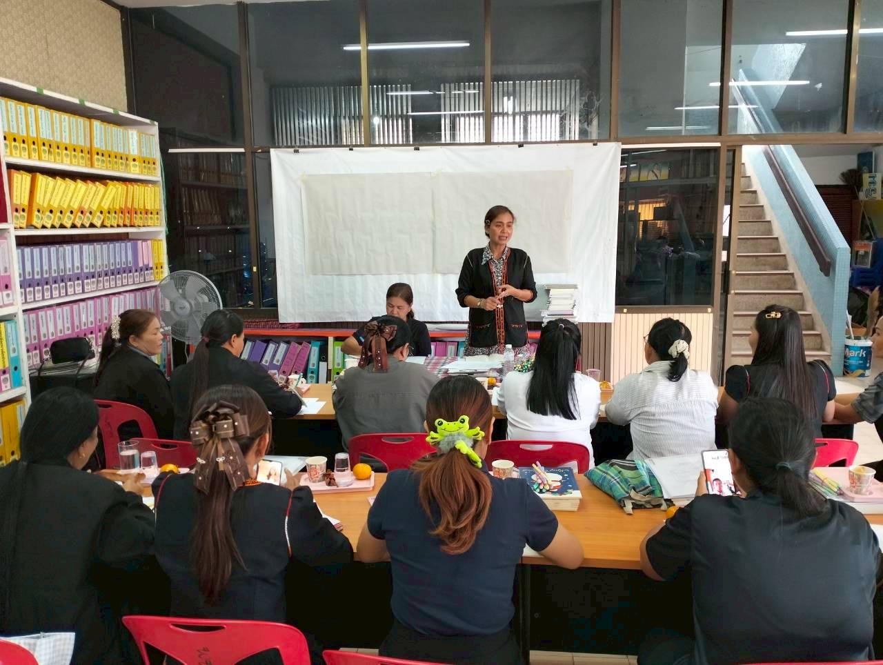 พช.ขุขันธ์ จัดประชุมคณะทำงานขับเคลื่อนกองทุนพัฒนาบทบาทสตรี อำเภอขุขันธ์ ครั้งที่ 2/2569